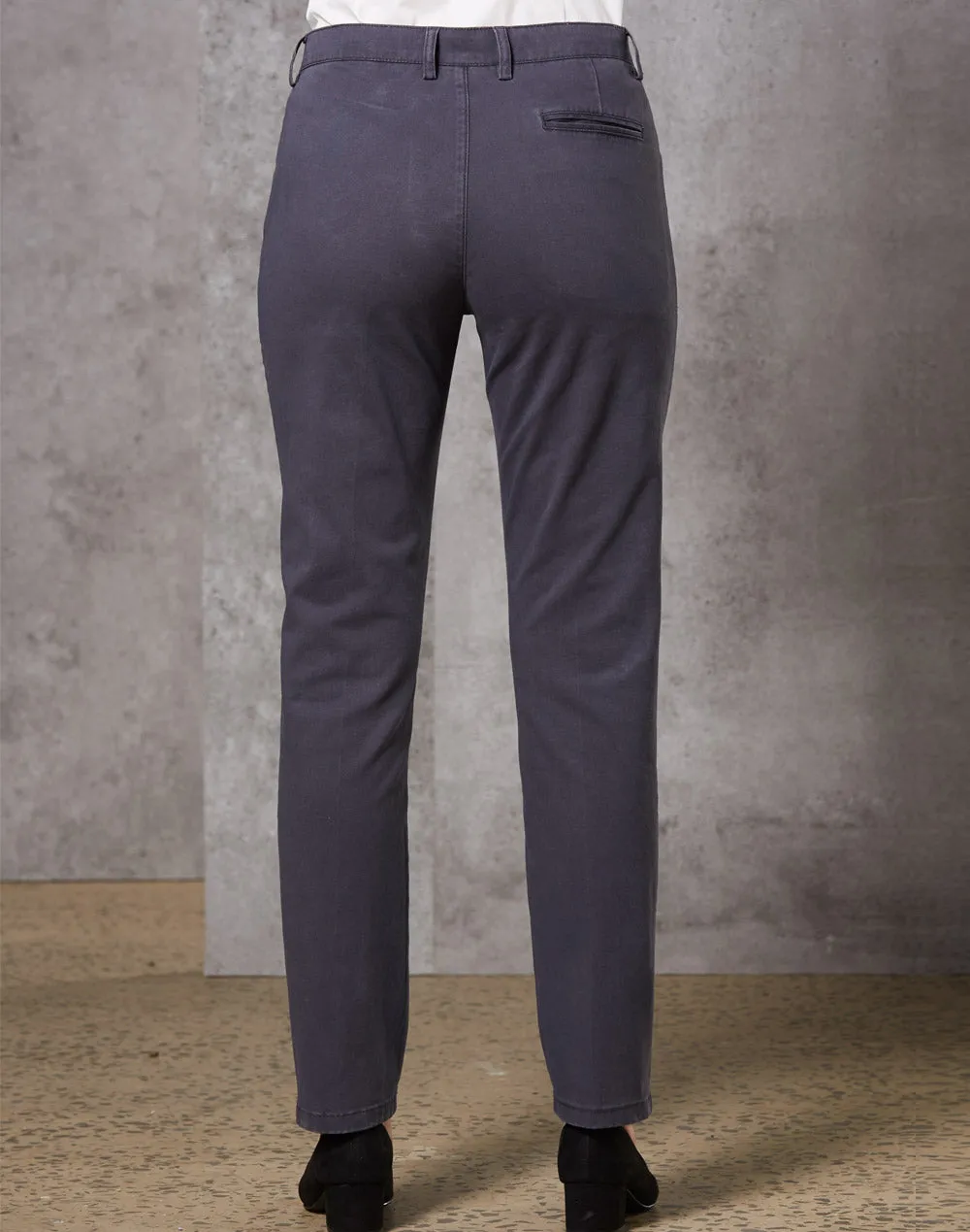 Winning Spirit  Ladies Boston Chino (M9390)